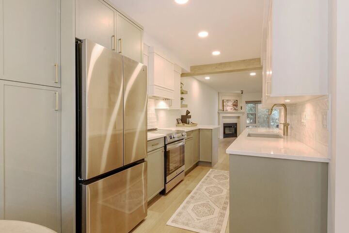 Property Photo:  2081 Winfield Drive 46  BC V3G 1C7 