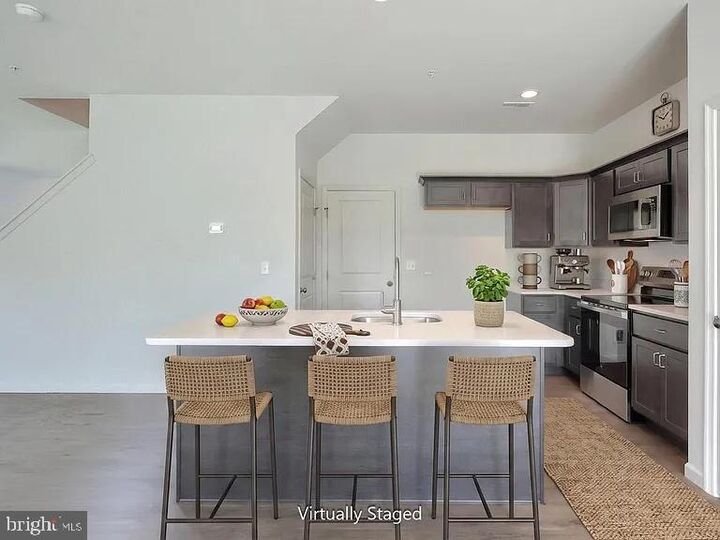 Property Photo:  7851 Oak Brook Drive  PA 17112 