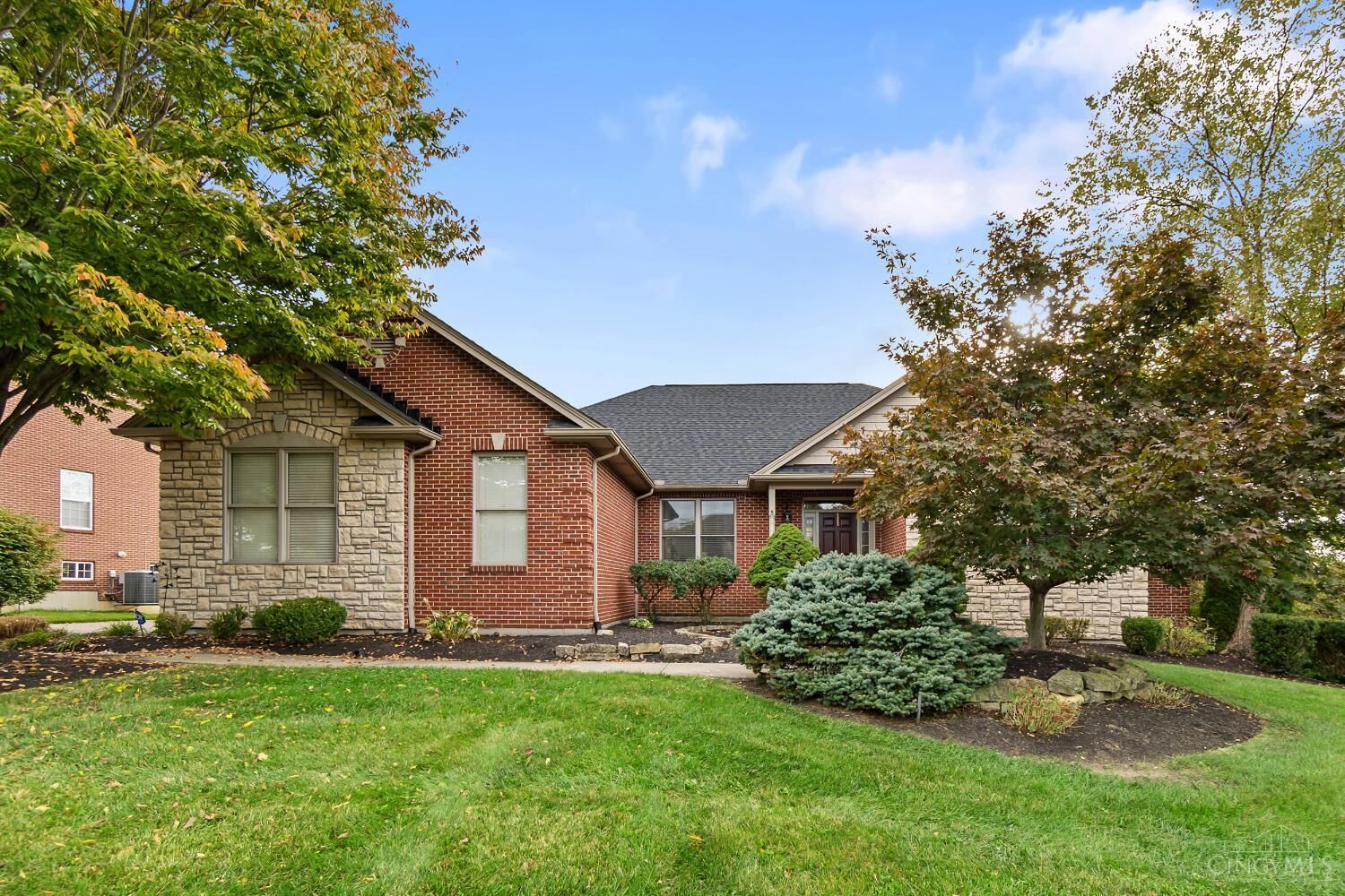 Property Photo:  4335 Logsdons Woods Drive  OH 45011 