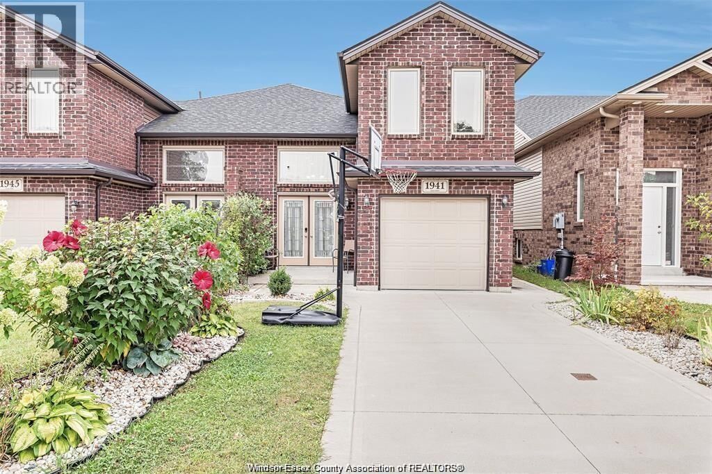 Property Photo:  1941 Northway  ON N9B 0A3 
