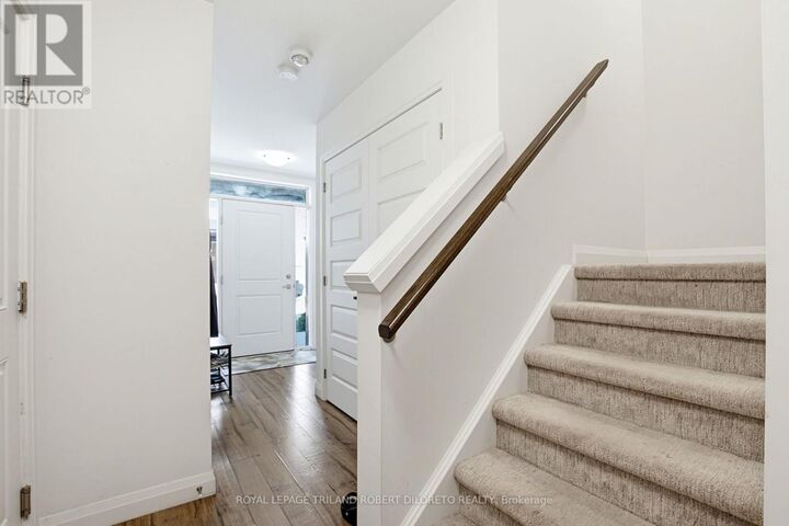 Property Photo: 3260 Singleton Avenue 149 ON N6L 0E7