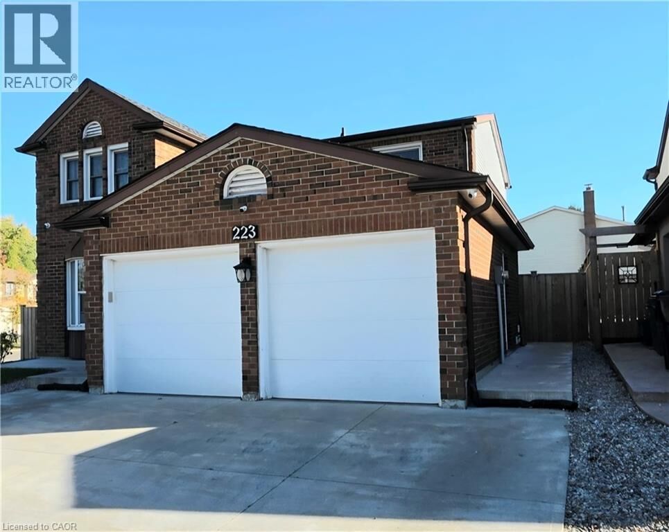 Property Photo:  223 Highview Drive Lower  ON N2N 2K6 