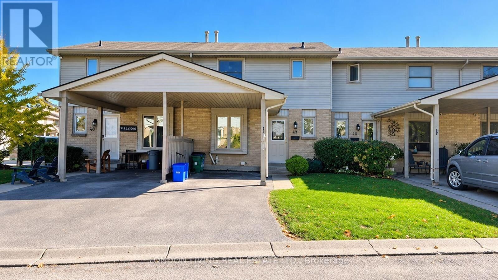 Property Photo:  25 Erica Crescent 47  ON N6E 3R7 