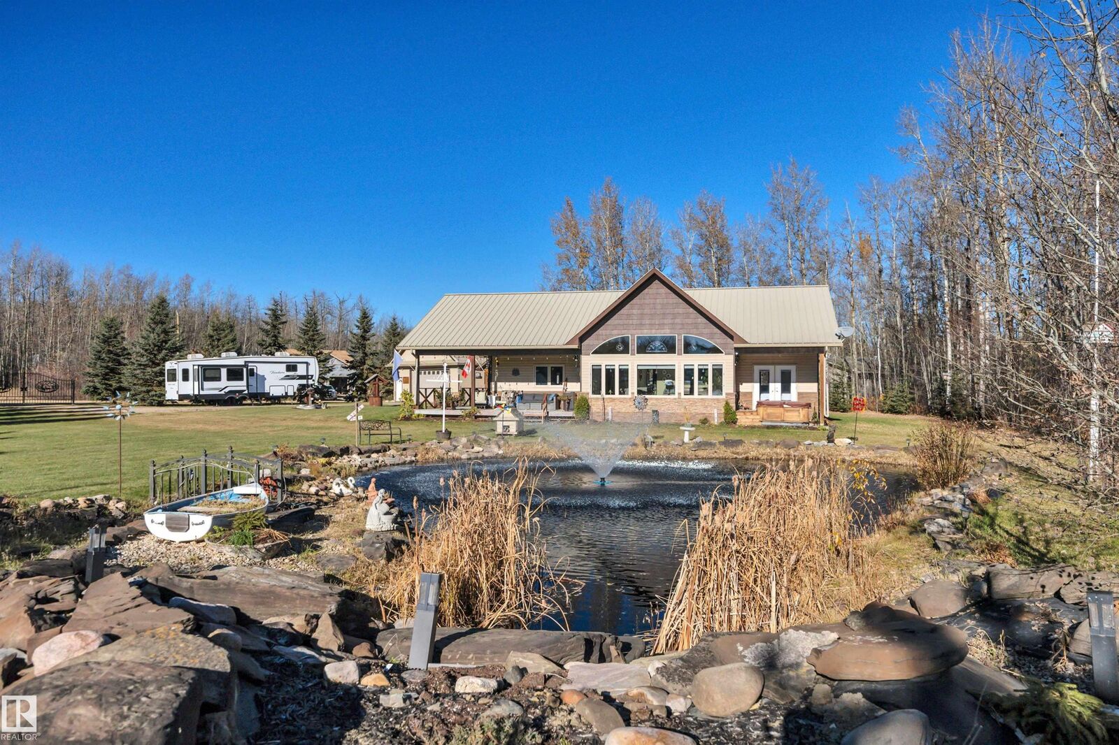 Property Photo:  462014 Rge Road 10 409  AB T0C 2V0 