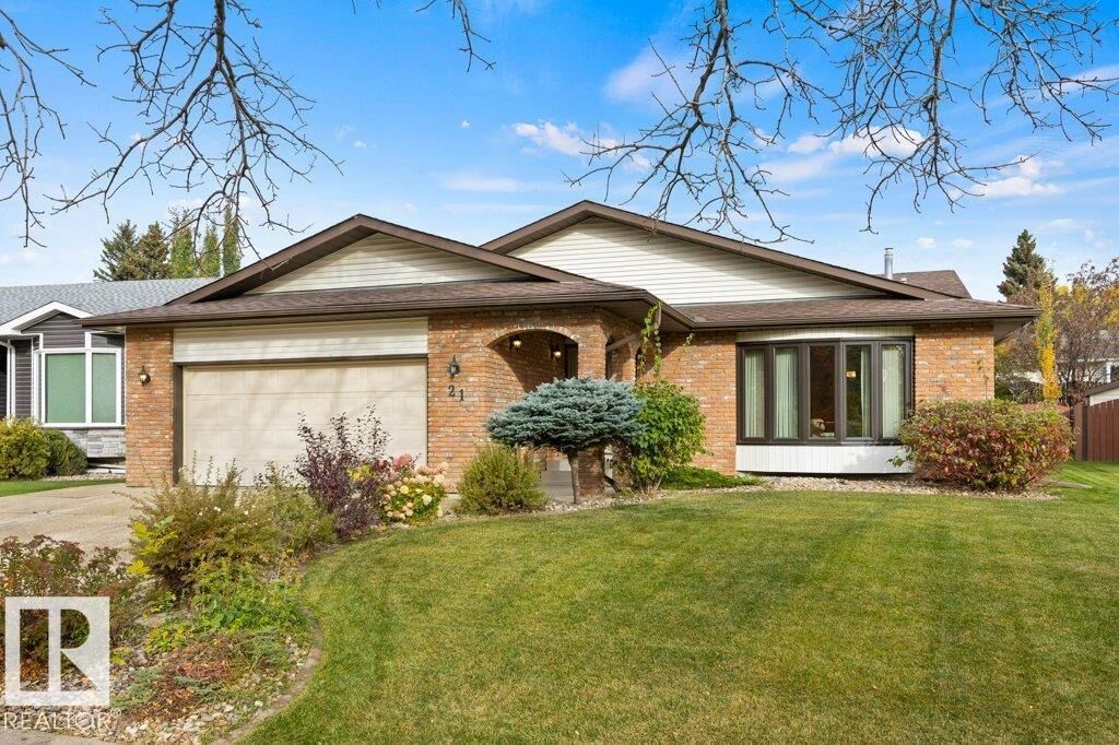Property Photo:  21 Lorne Crescent  AB T8N 3R5 