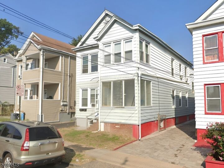Property Photo:  129 Buffalo Ave 1  NJ 07503 