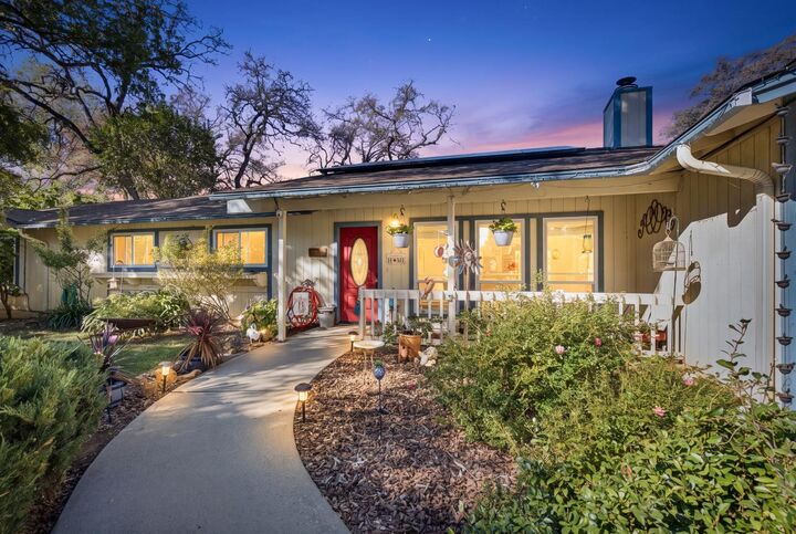 Property Photo: 12933 Drummer Way CA 95949