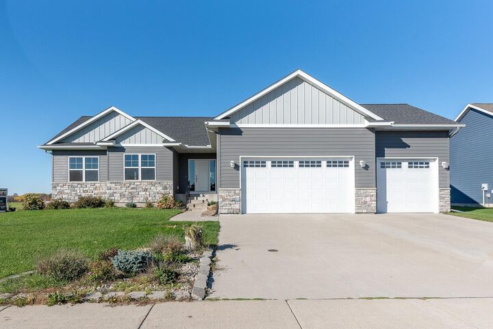Property Photo:  1763 Raymond Drive  MN 56003 