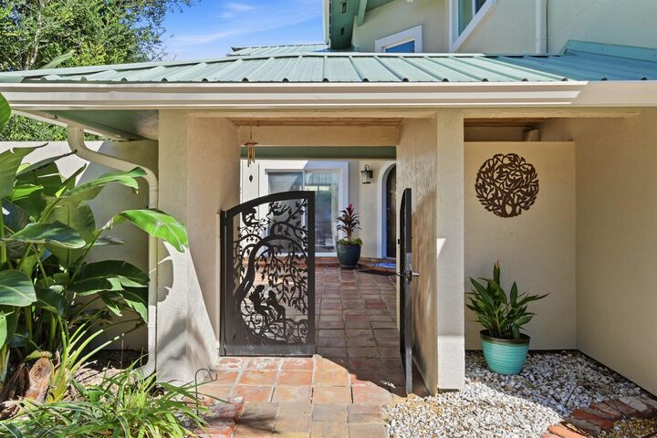 Property Photo:  16 Seascape Cir  FL 32080 