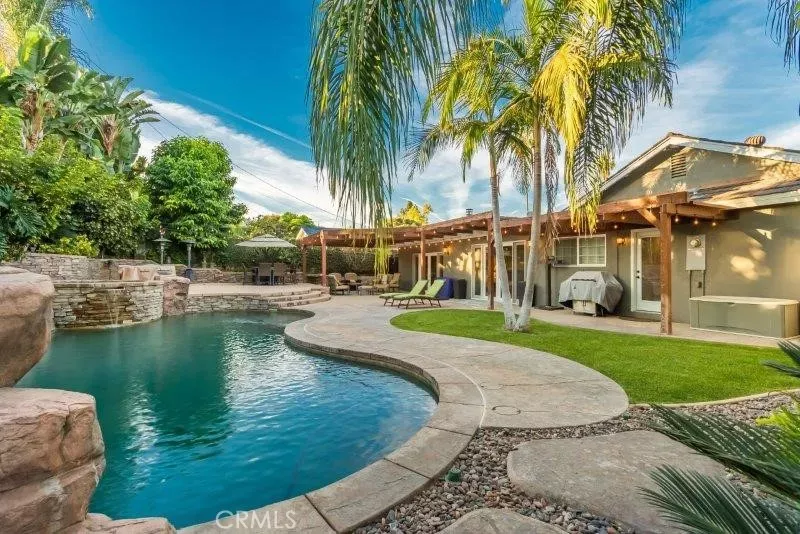 Property Photo:  15476 Rojas  CA 91745 