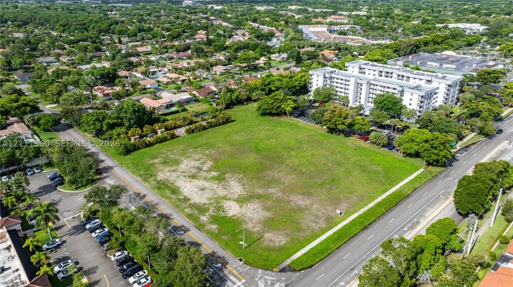 Property Photo:  Royal Palm Dr  FL 33071 