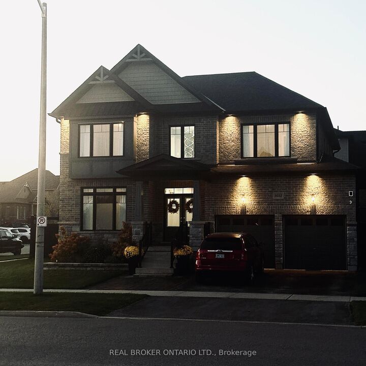 Property Photo:  3032 Monarch Drive  ON L3V 8K3 