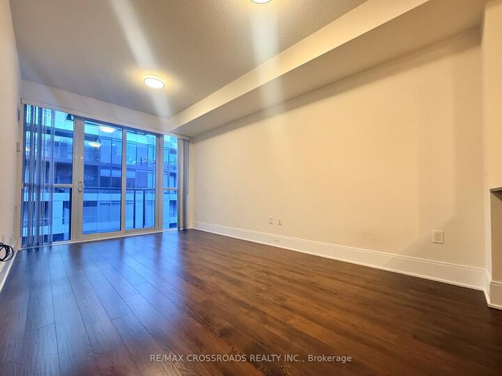 Property Photo:  