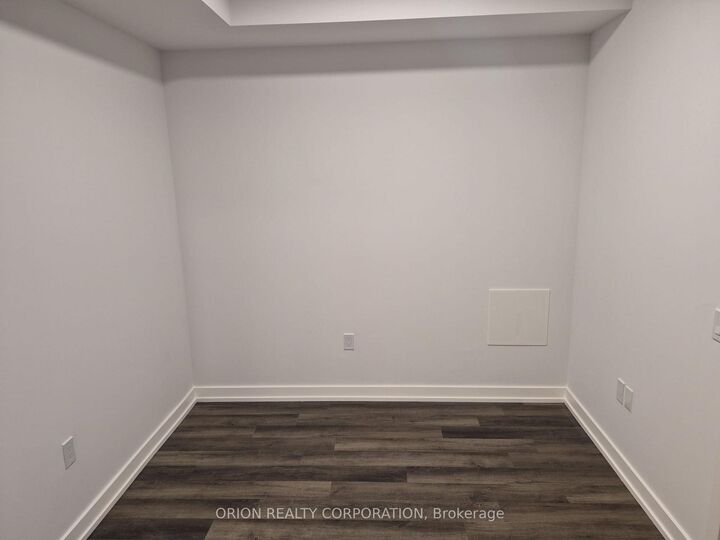 Property Photo:  5 Meadowdale Road 2312  ON L4K 0C7 