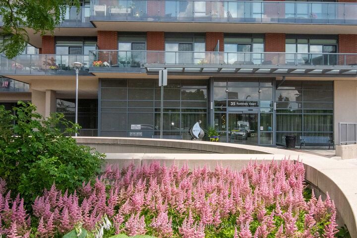 Property Photo:  35 Fontenay Court 1207  ON M9A 0C4 
