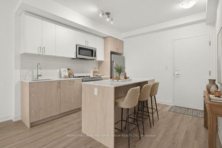 Property Photo:  35 Birchcliff Avenue 48  ON M1N 3C5 