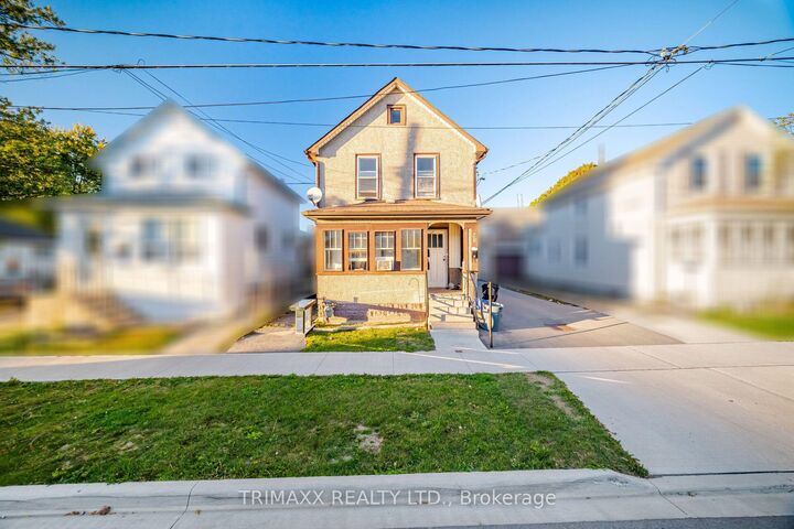 Property Photo:  28 Fifth Street  ON L3B 4Z5 