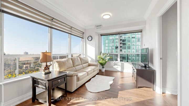 Property Photo:  2 Anndale Drive 3010  ON M2N 0G5 