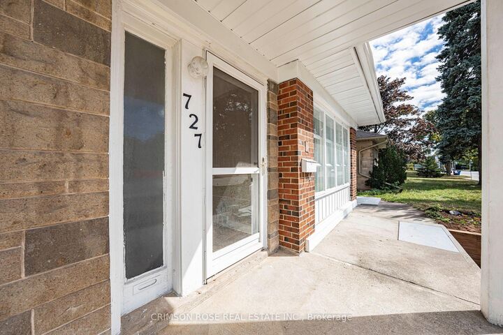 Property Photo:  727 Brant Street  ON L7R 2H6 