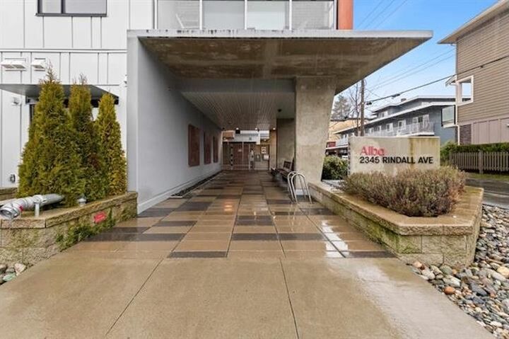 Property Photo:  2345 Rindall Avenue 109  BC V3C 0T1 