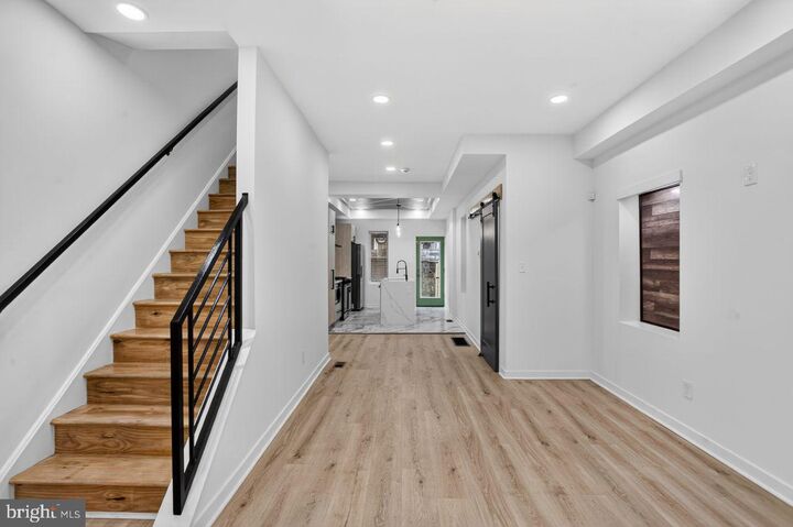 Property Photo: 1610 N Dover Street PA 19121