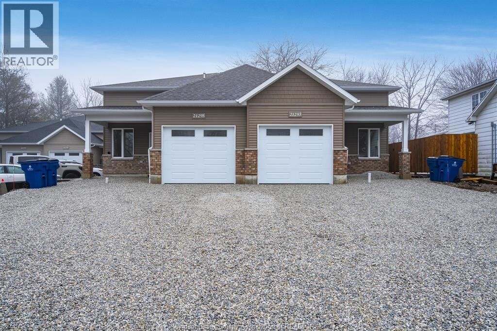 Property Photo:  21283 Harbour Road 1  ON N0P 2P0 
