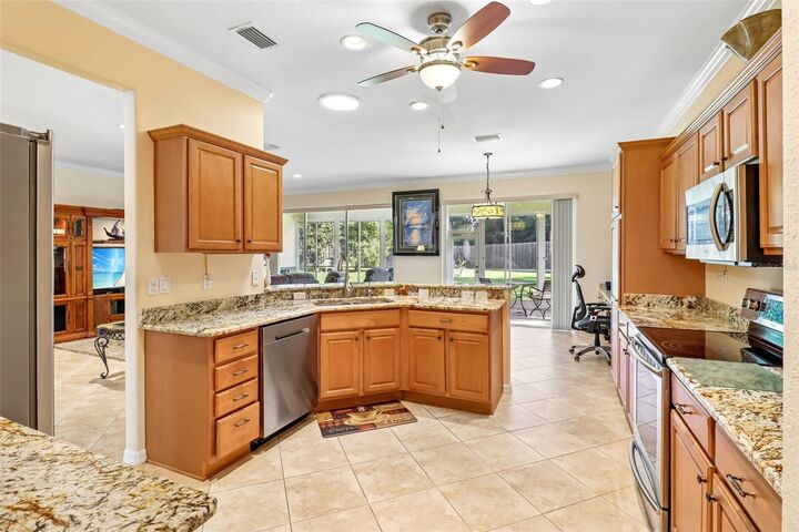 Property Photo:  9243 SE 120th Loop  FL 34491 