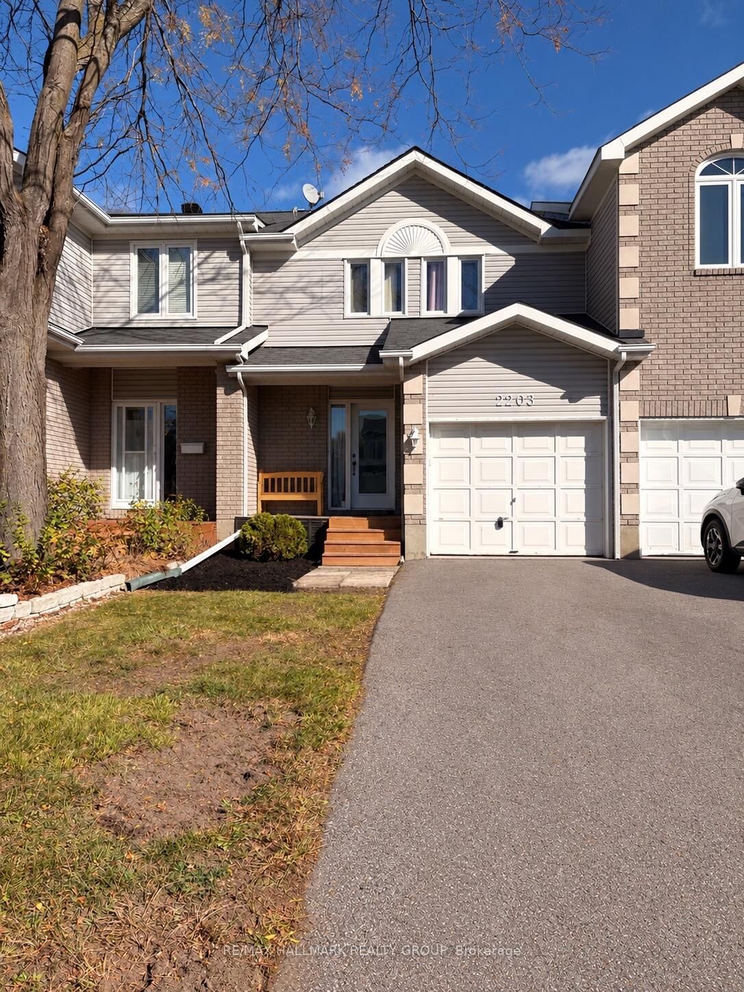 Property Photo:  2203 Saturn Crescent  ON K4A 3T6 