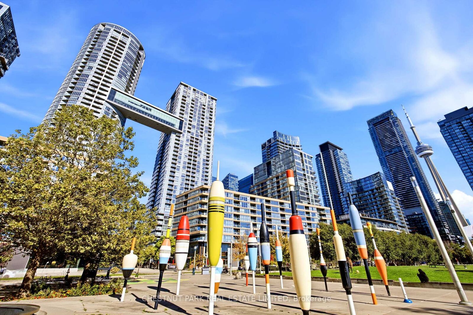 Property Photo:  21 Iceboat Terrace 727  ON M5V 4A9 