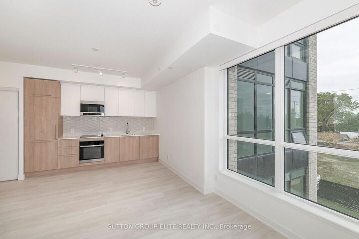 Property Photo:  1381 Lakeshore Boulevard 315  ON L5E 1G6 
