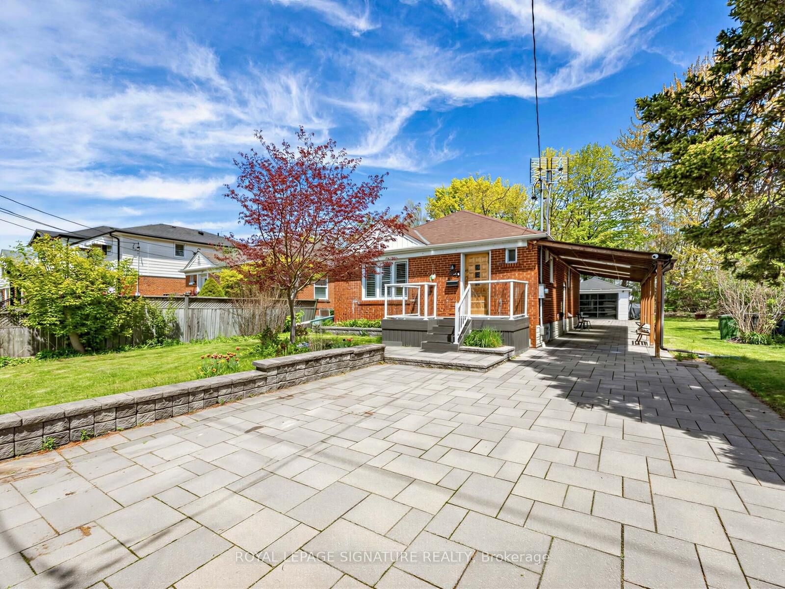 Property Photo:  67 Ellington Drive  ON M1R 3Y2 