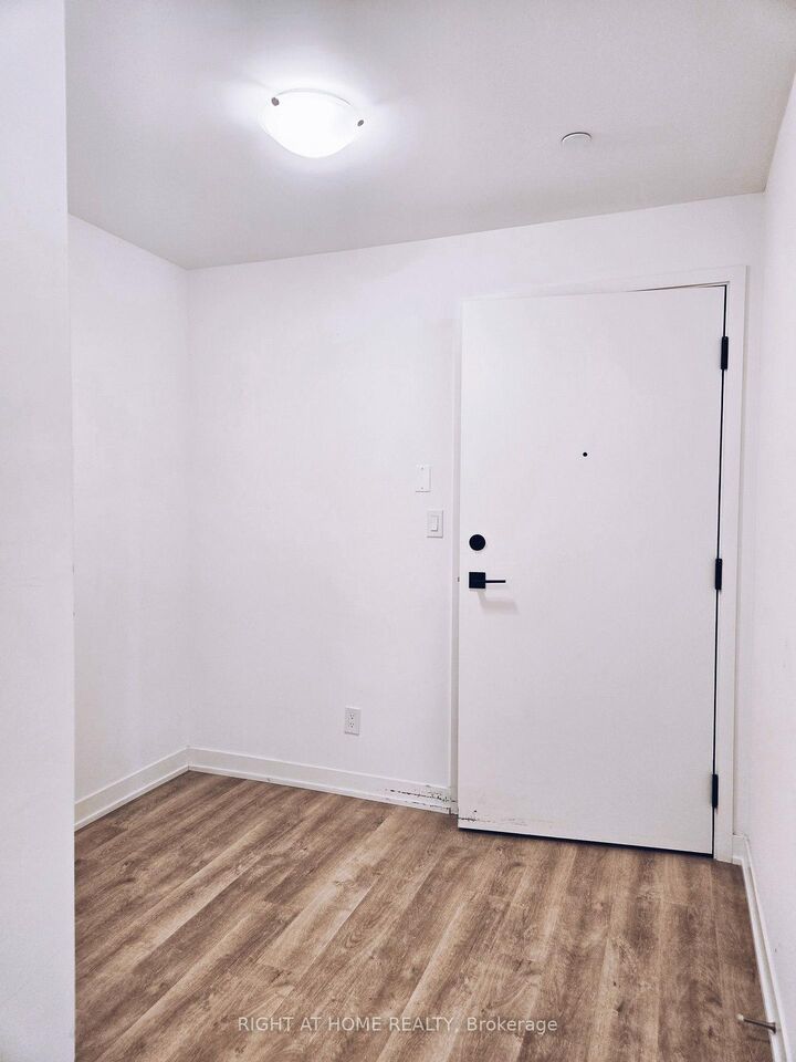Property Photo:  292 Verdale Crossing 1101B  ON L6G 0H6 