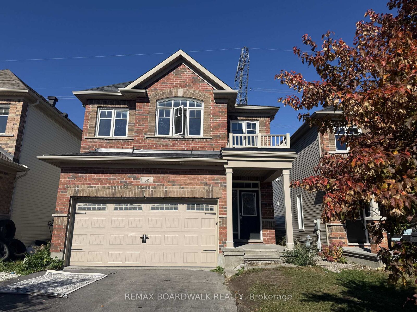 Property Photo:  52 Tapadero Avenue  ON K2V 0E1 