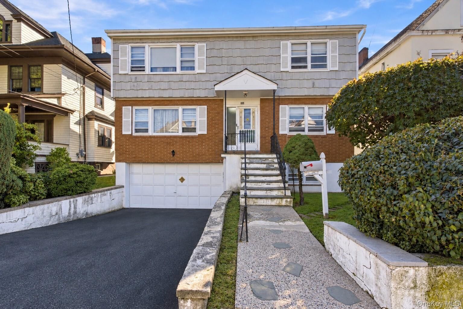 Property Photo:  146 Overlook Street  NY 10552 