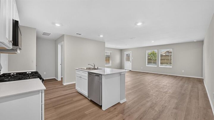 Property Photo: 4168 Sunny Branch Lane TX 76036