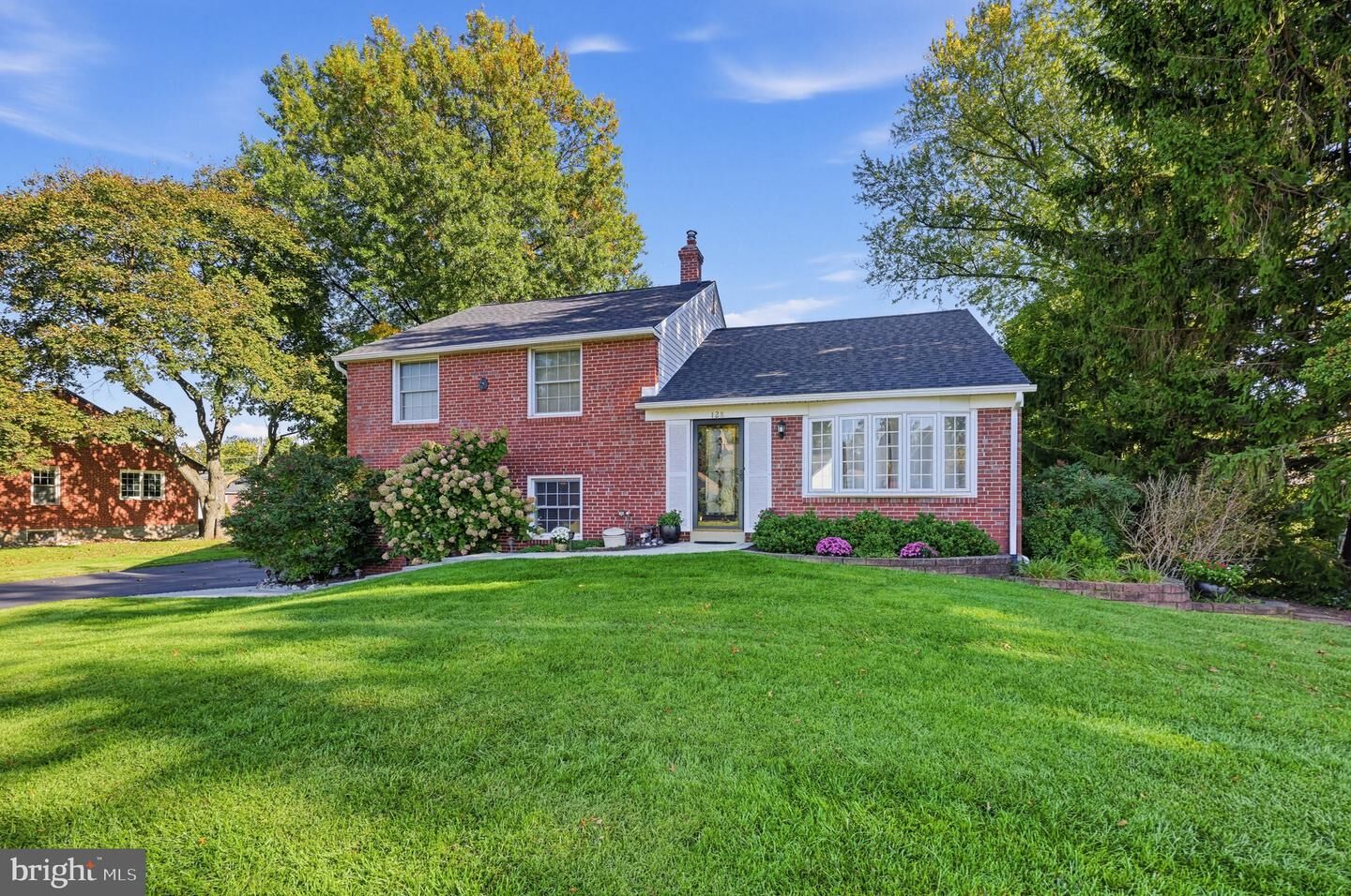 Property Photo:  128 Westminster Drive  PA 19086 