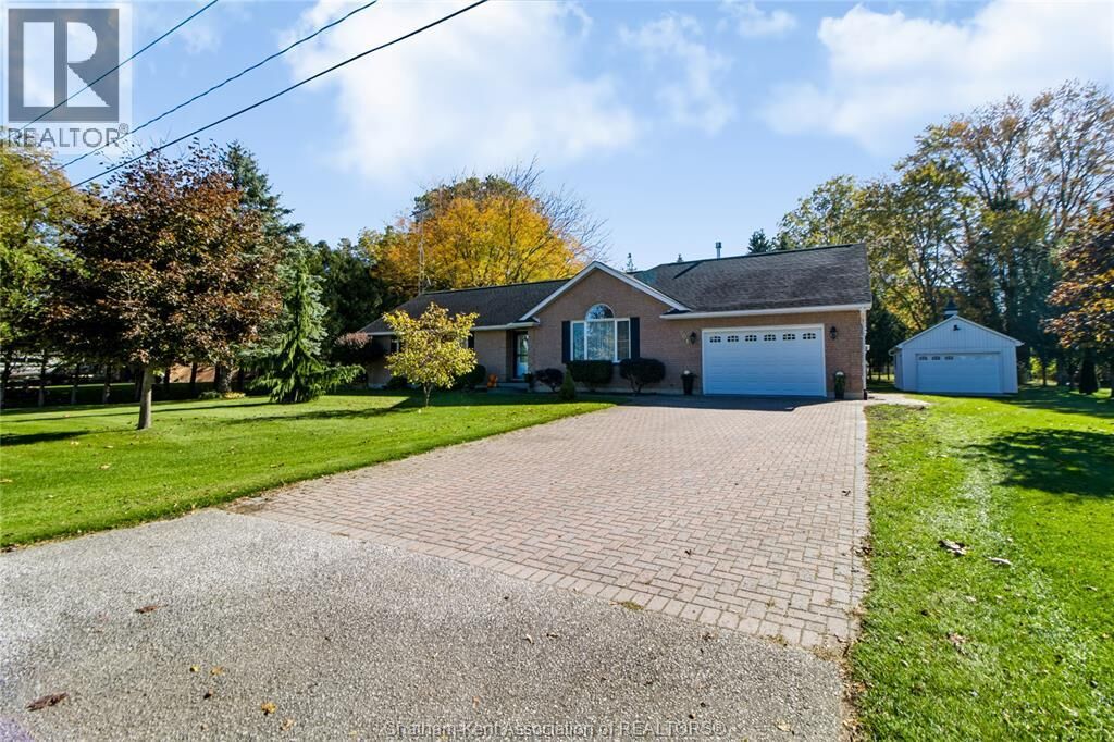 Property Photo:  201 Cherry Street East  ON N0P 1C0 