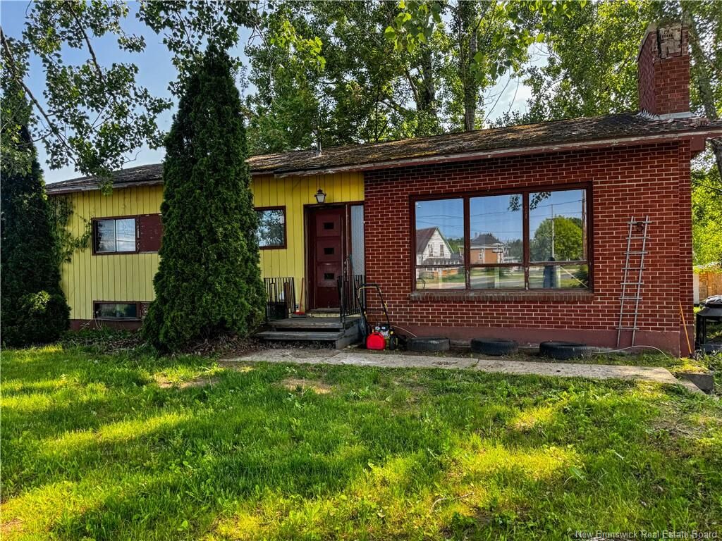 Property Photo:  5 Green Belt  NB E2A 6E7 