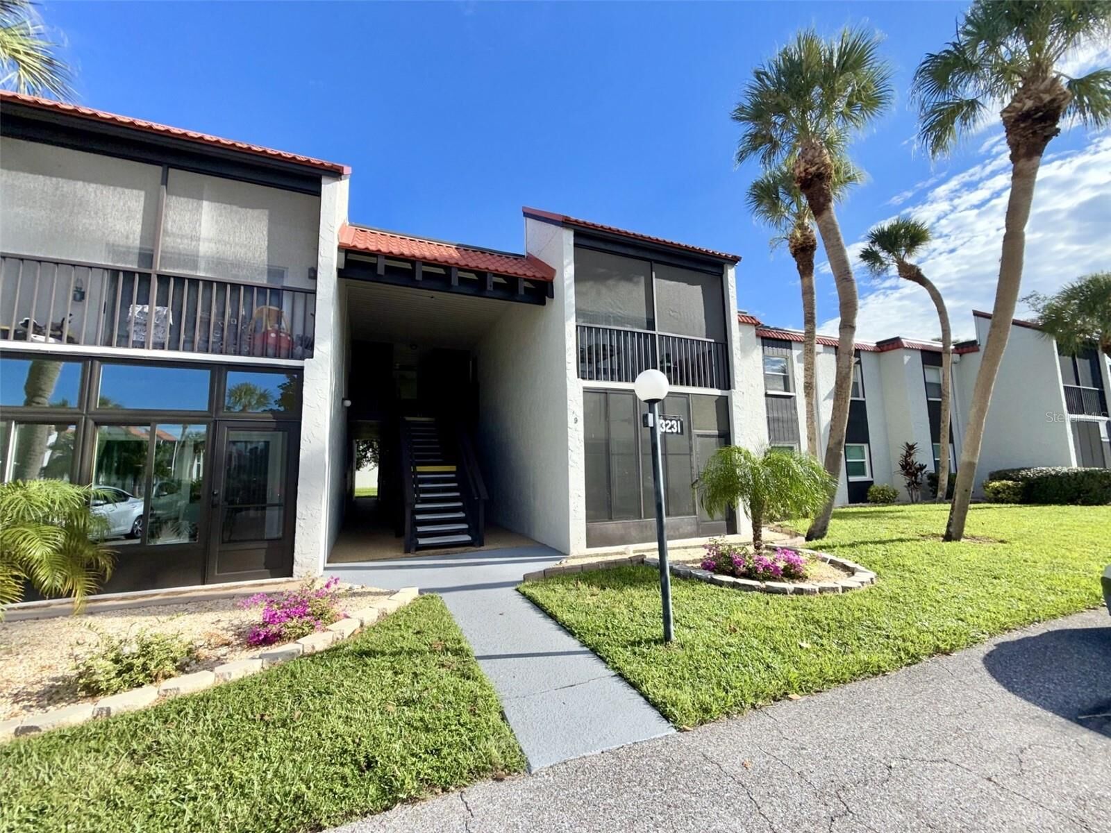Property Photo:  3231 Beneva Road 101  FL 34232 