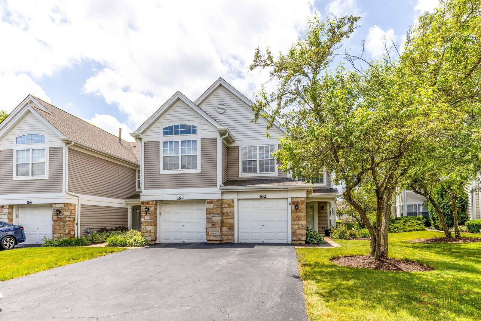 Property Photo:  162 Fairfield Lane 162  IL 60188 