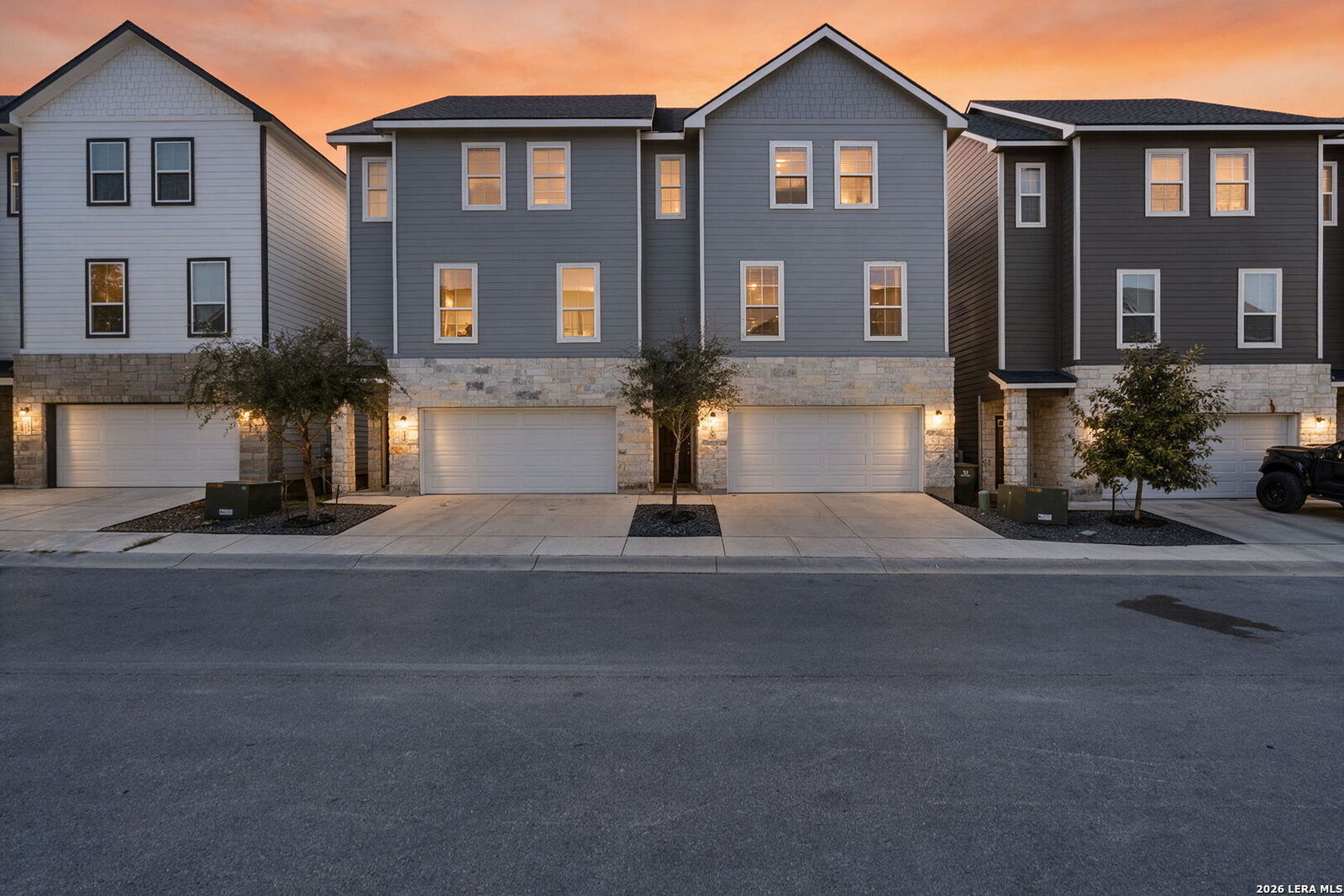 Property Photo: 21503 Sir Walter Ln TX 78256