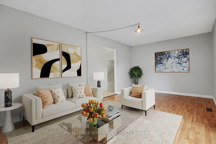 Property Photo:  1394 Ridgebrook Drive  ON K1B 4T2 