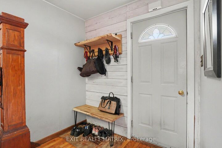 Property Photo:  307 West Street  ON K6A 2P8 