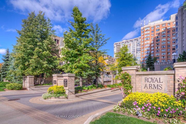 Property Photo: 5418 Yonge Street 1601 ON M2N 5R8