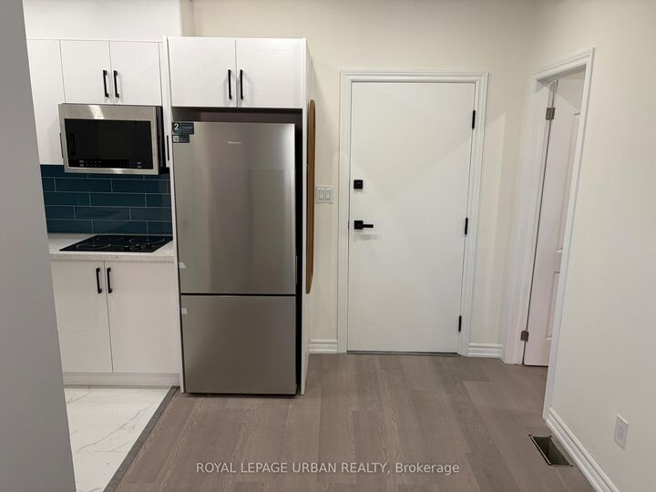 Property Photo:  765 Pape Avenue 203  ON M4K 3T2 