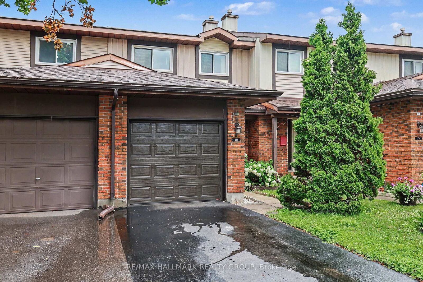 Property Photo:  277 Pickford Drive  ON K2L 3E3 