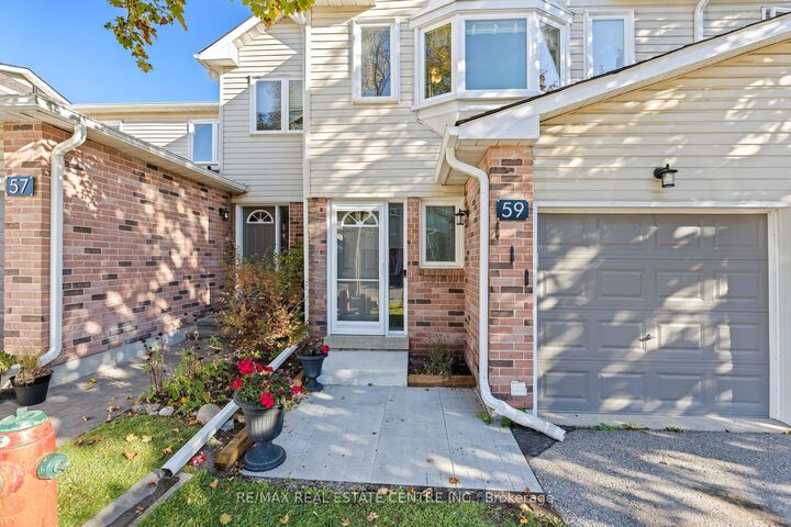 Property Photo:  59 Corey Circle 97  ON L7G 5L7 