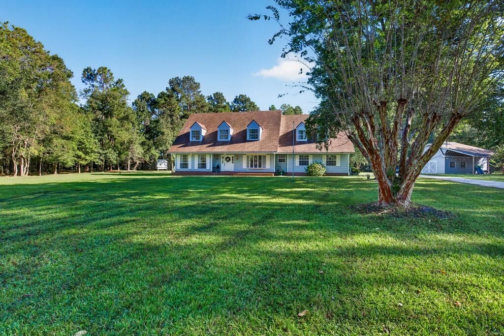 Property Photo: 54941 Ogilvie Road FL 32011