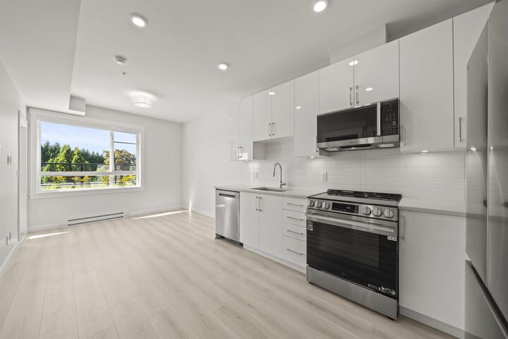 Property Photo:  8423 Cedar Street 416  BC V4S 1A1 