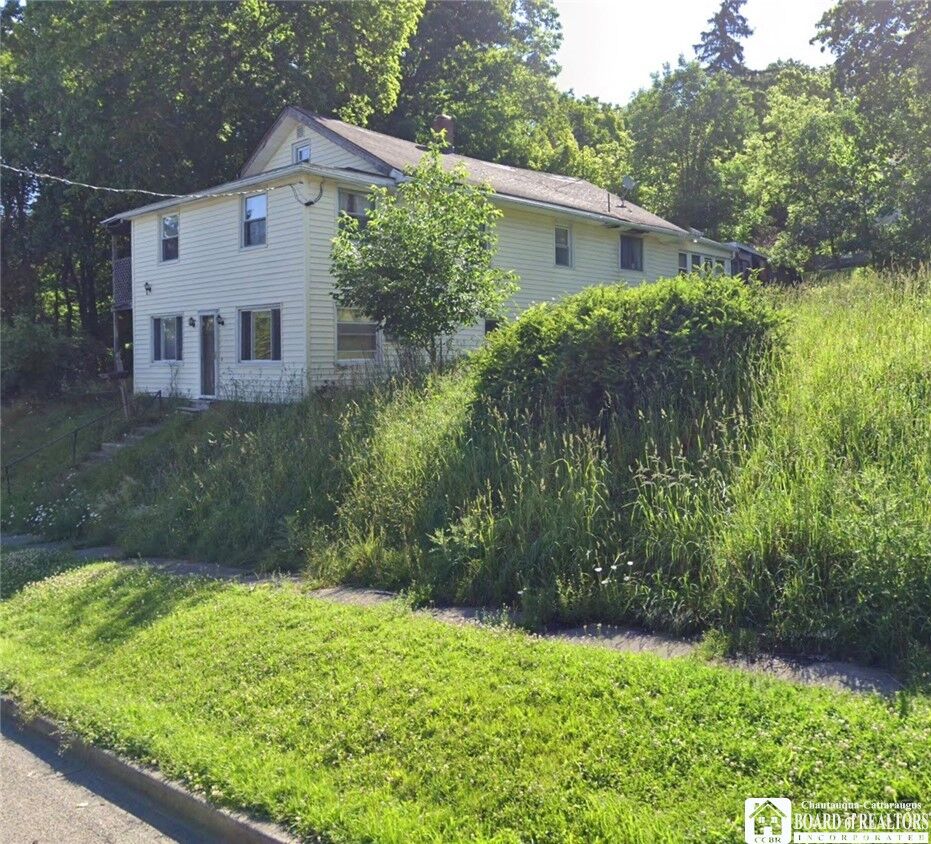 Property Photo:  111 Tower Street  NY 14701 